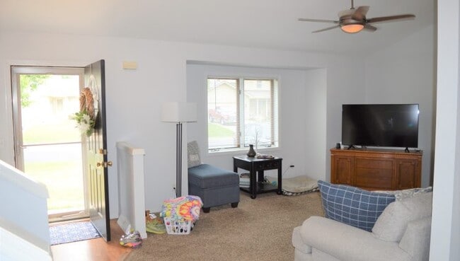 605 Ruxton Ridge Dr in Sun Prairie, WI - Foto de edificio - Building Photo