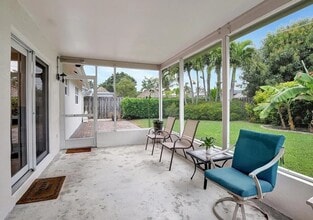 11431 NW 37th St in Sunrise, FL - Building Photo - Building Photo