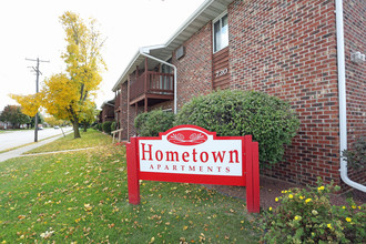 Hometown Apartments in Green Bay, WI - Foto de edificio - Building Photo