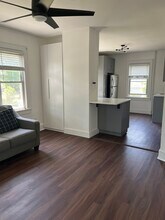 130 Hamilton St, Unit FL 2 in Somerville, NJ - Foto de edificio - Building Photo