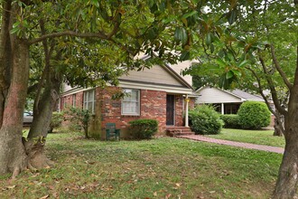 302 Fonville St-Unit -A in Martin, TN - Building Photo - Building Photo