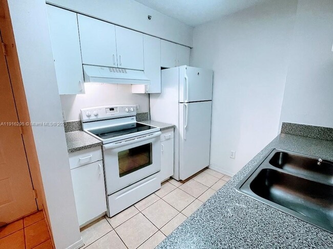 property at 430 S Park Rd