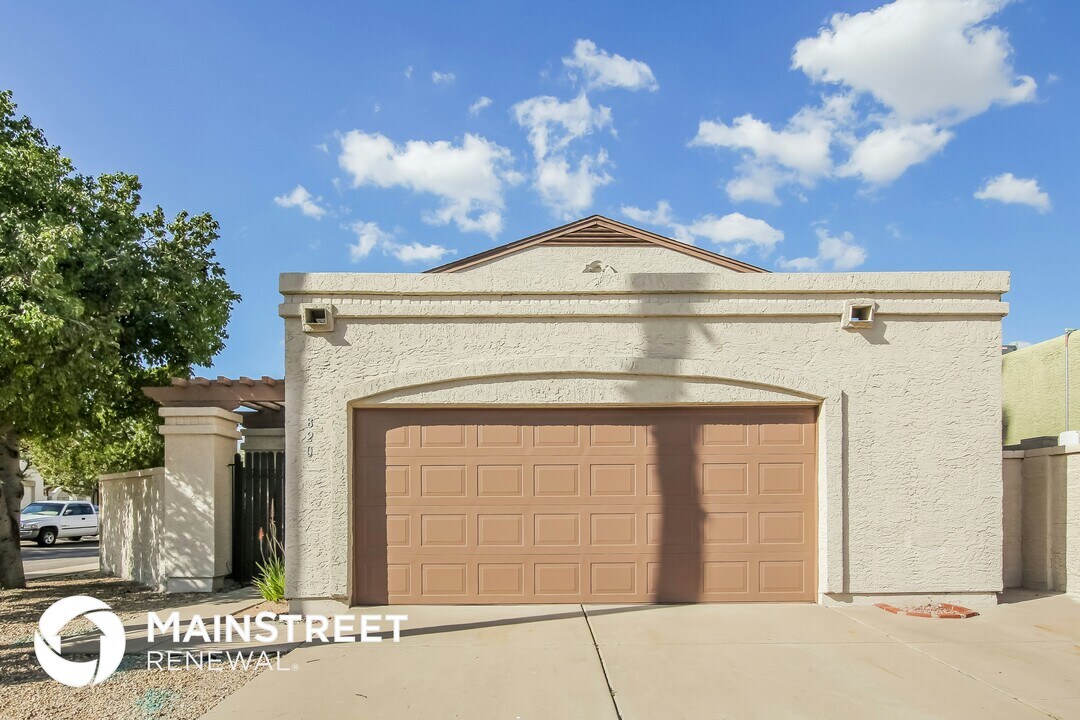 820 E Marco Polo Rd in Phoenix, AZ - Building Photo