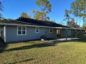 306 Fawn Cir in Brunswick, GA - Foto de edificio - Building Photo