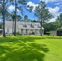 493 Golf Club Dr in Santa Rosa Beach, FL - Building Photo