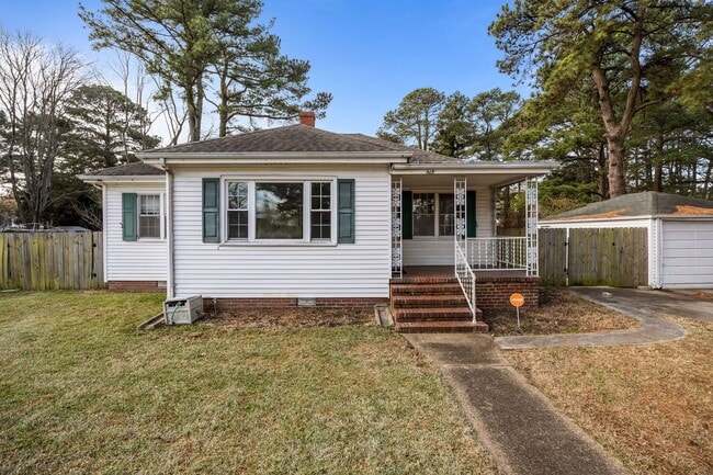 525 Virginian Dr in Norfolk, VA - Building Photo - Building Photo
