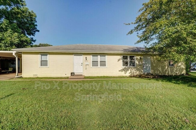 property at 2524 S Jefferson Ave