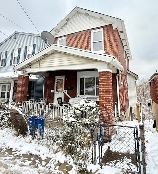 42 Ruth St in Pittsburgh, PA - Building Photo