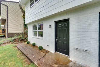 304 Gillespie Rd in Chattanooga, TN - Building Photo - Building Photo