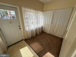 7045 Torresdale Ave in Philadelphia, PA - Building Photo - Building Photo