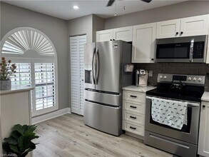 605 Augusta Blvd, Unit 14 in Naples, FL - Building Photo - Building Photo