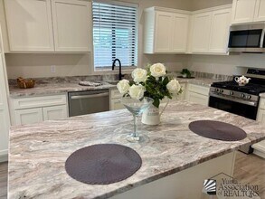 4273 W 31st Pl in Yuma, AZ - Building Photo - Building Photo