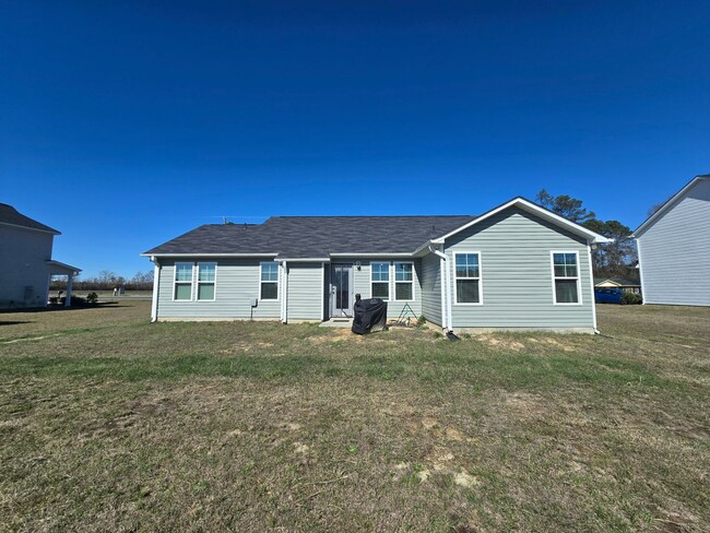 660 Carolina Church Rd in Saint Pauls, NC - Building Photo - Building Photo