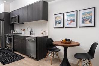 Copal in Bellevue, WA - Foto de edificio - Building Photo