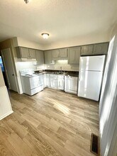 701 Crest Forest Rd in Knoxville, TN - Foto de edificio - Building Photo