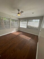 7730 Washington St in Port Richey, FL - Building Photo