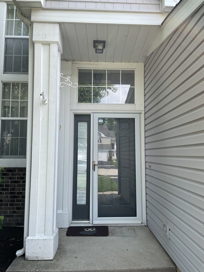 711 Savannah Ln in Crystal Lake, IL - Building Photo - Building Photo