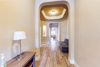 151 West Wading Pond Circle in Tomball, TX - Foto de edificio - Building Photo