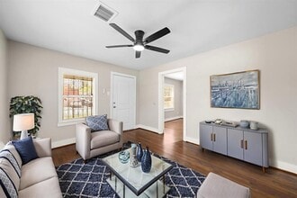 5519 Chapman St in Houston, TX - Building Photo - Building Photo