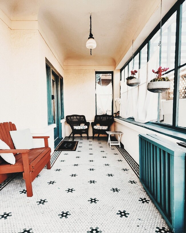 459 Boulevard Way, Unit Boulevard