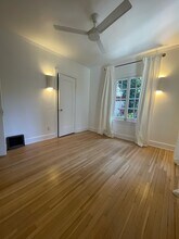 2076 Paramount Dr, Unit 2076 in Los Angeles, CA - Building Photo - Building Photo