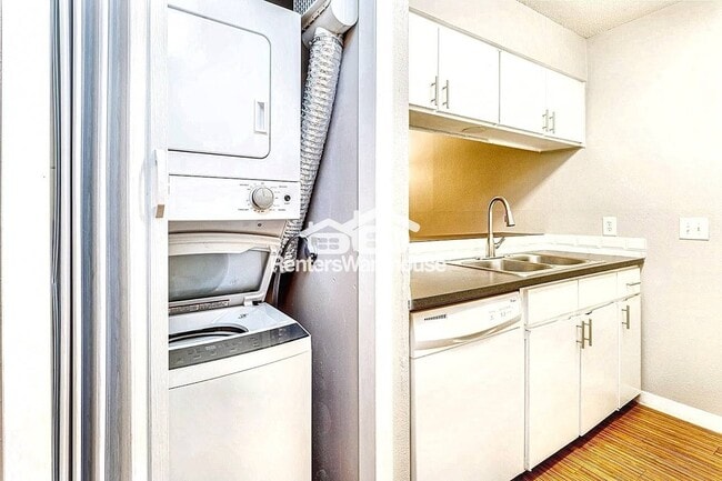 4007 Avenue C, Unit Unit 103 in Austin, TX - Building Photo - Building Photo