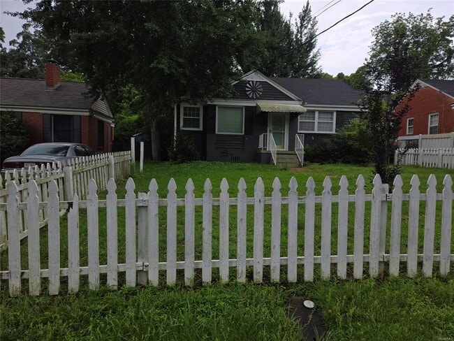 property at 110 Oak Forest Dr