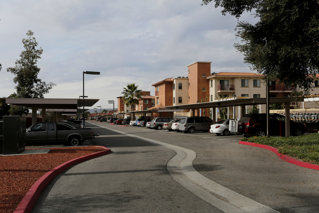 Sahara Senior Villa in Hemet, CA - Foto de edificio - Building Photo