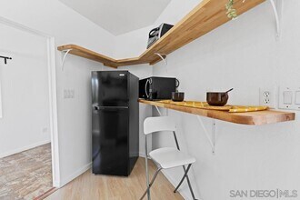 10119 Grandview Dr in La Mesa, CA - Building Photo - Building Photo
