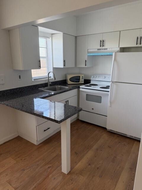 property at 2420 Johnson St