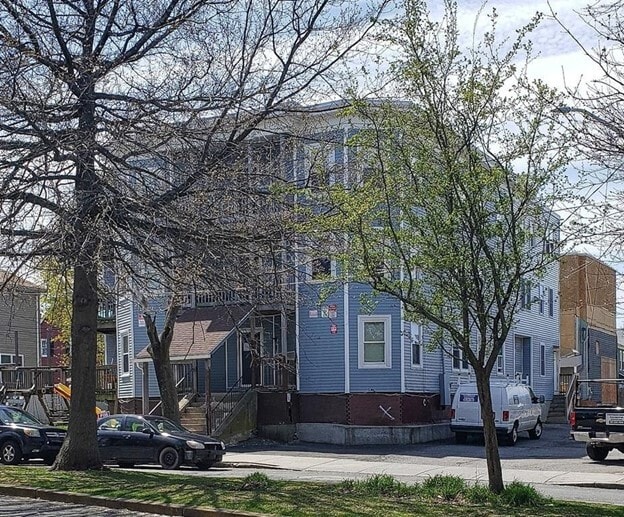 86 Mall St, Unit 3 Rearr