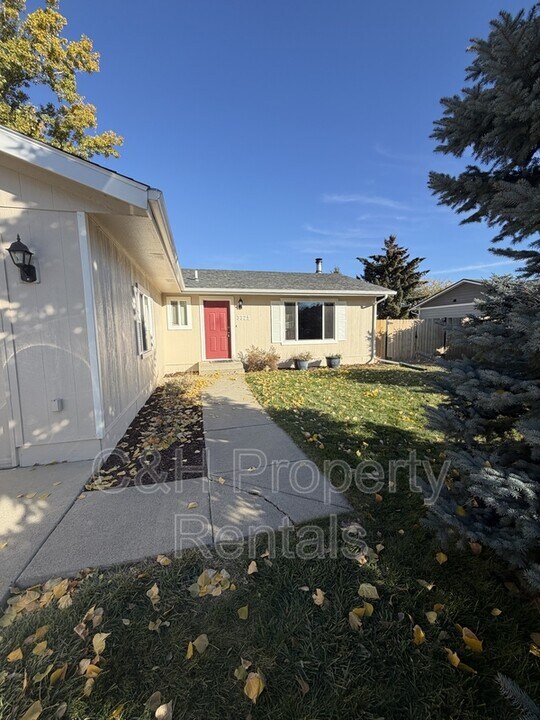 3321 Barley Cir in Billings, MT - Building Photo