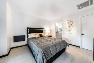 7225 Cedar Rd in Los Angeles, CA - Building Photo - Building Photo