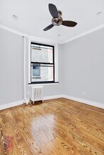 326 E 35th St in New York, NY - Building Photo - Building Photo