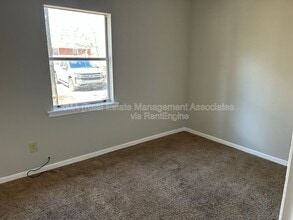 300 S 18th St in Griffin, GA - Building Photo - Building Photo