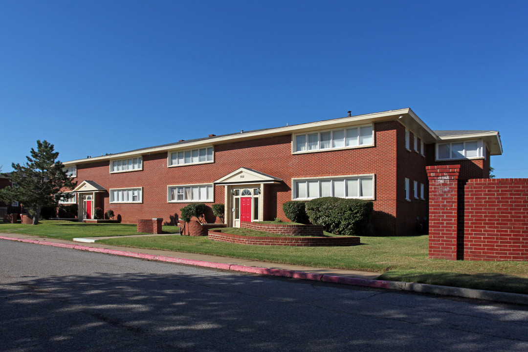 Mayfair Garden Apartments in Oklahoma City, OK - Building Photo