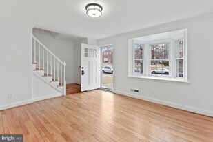 1667 Hardwick Rd in Towson, MD - Building Photo