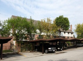 2211 Islington Ave in Toronto, ON - Building Photo