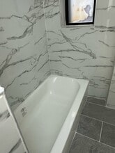 429 Fairmount Ave, Unit Apt. 402 in Jersey City, NJ - Foto de edificio - Building Photo