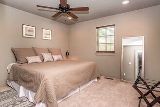 303 NW F St in Bentonville, AR - Building Photo - Building Photo