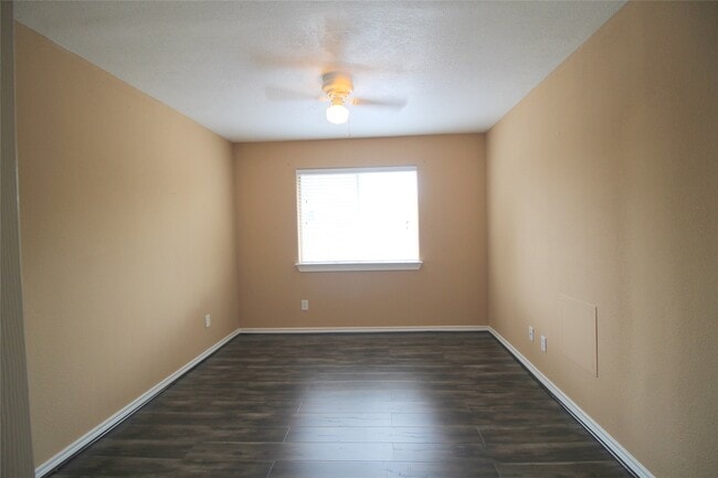 property at 19927 Black Canyon Dr