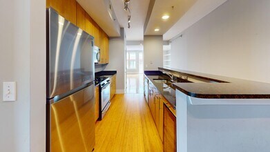 715 6th St NW in Washington, DC - Building Photo - Building Photo