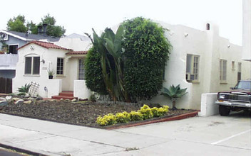 3764-3772 Villa Ter in San Diego, CA - Foto de edificio - Building Photo