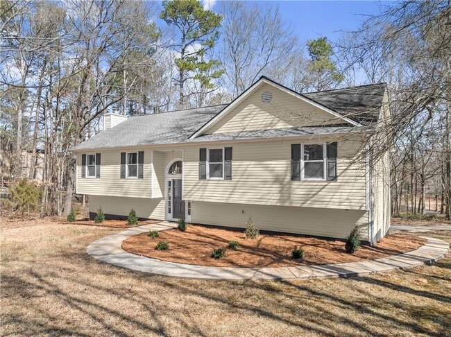 175 Cedar Ridge Dr in Braselton, GA - Building Photo - Building Photo