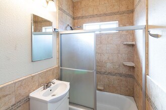 1324 N Peterson Ave in Long Beach, CA - Building Photo - Building Photo