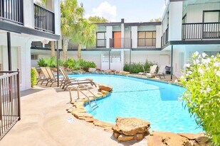 219 Marshall St in Houston, TX - Building Photo