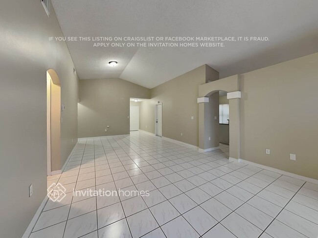 15745 SW 82nd St in Miami, FL - Building Photo - Building Photo