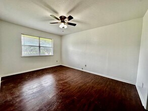1448 Harper Rd in Kerrville, TX - Building Photo - Building Photo