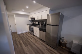 858 Bronson Ave in Ottawa, ON - Building Photo - Building Photo