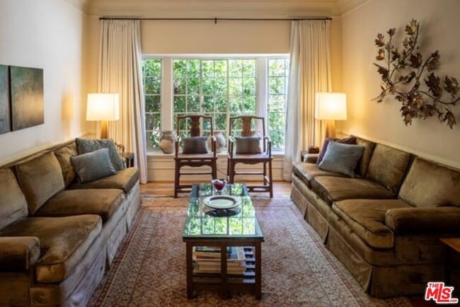 9974 Durant Dr in Beverly Hills, CA - Foto de edificio - Building Photo